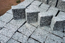 Брусчатка 100x100 из Санарского гранита , фото Купить Брусчатка 100x100 из Санарского гранита в Москве